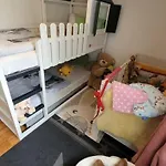 Omi's Nest, Fuer Klein Und Gross