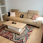 Omi's Nest, Fuer Klein Und Gross *