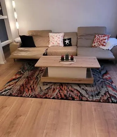 Apartamento Omi's Nest, Fuer Klein Und Gross Oberburen